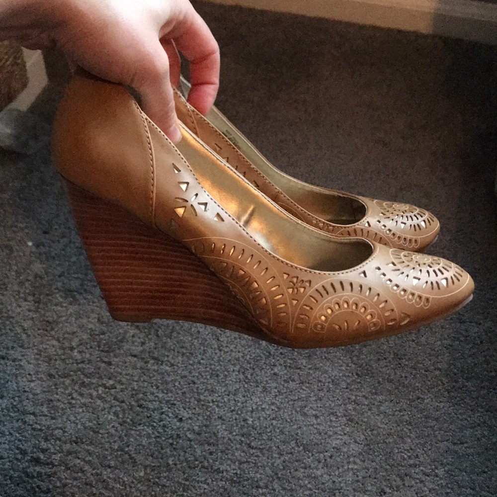 Kenneth Cole Wedges